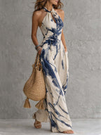 Kombinezon z szerokimi nogawkami i kieszeniami z dekoltem w serek i nadrukiem w kolorze atramentu
